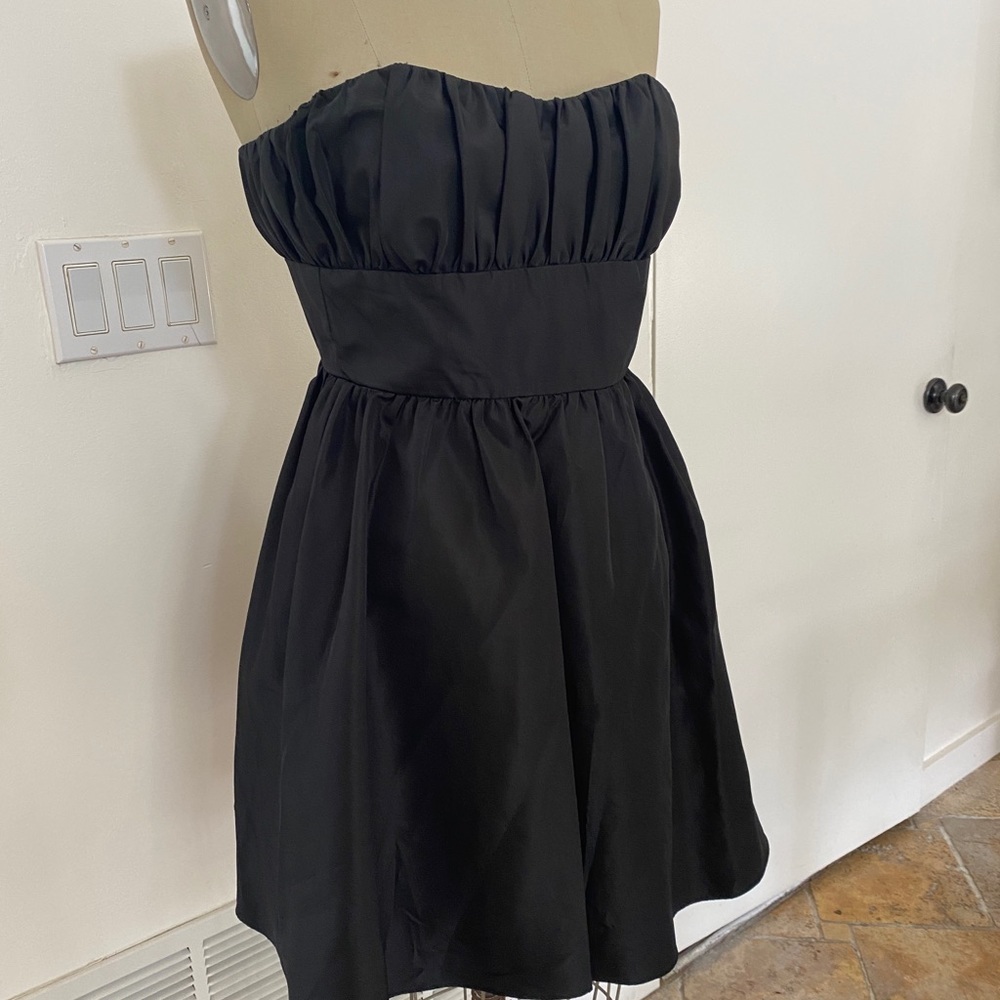 Black strapless cocktail dress babydoll - Picture 5 of 7